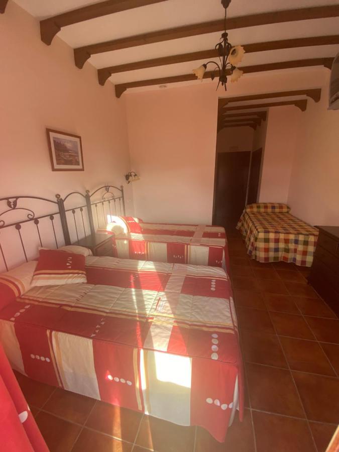 Hotel Meson Fuente Del Pino Olvera Exterior photo