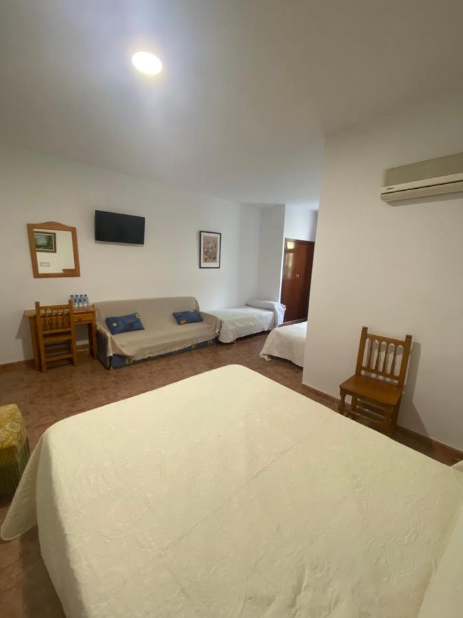 Hotel Meson Fuente Del Pino Olvera Exterior photo