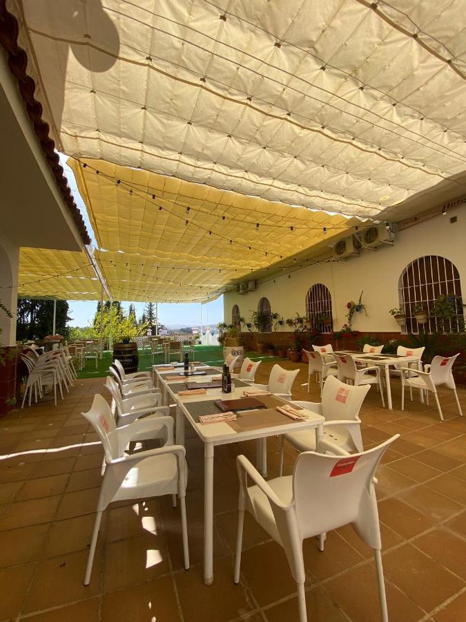 Hotel Meson Fuente Del Pino Olvera Exterior photo
